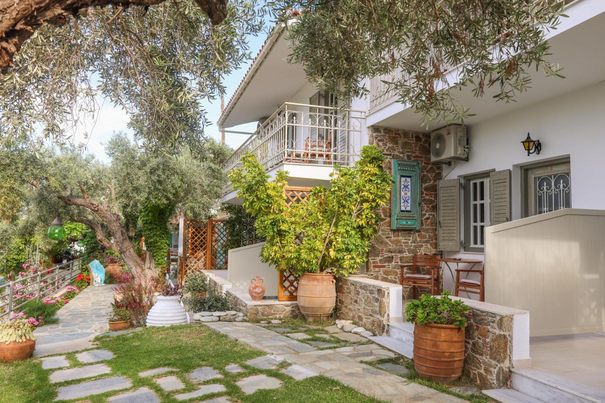 Studios Villa Eleni Platanias  ภายนอก รูปภาพ