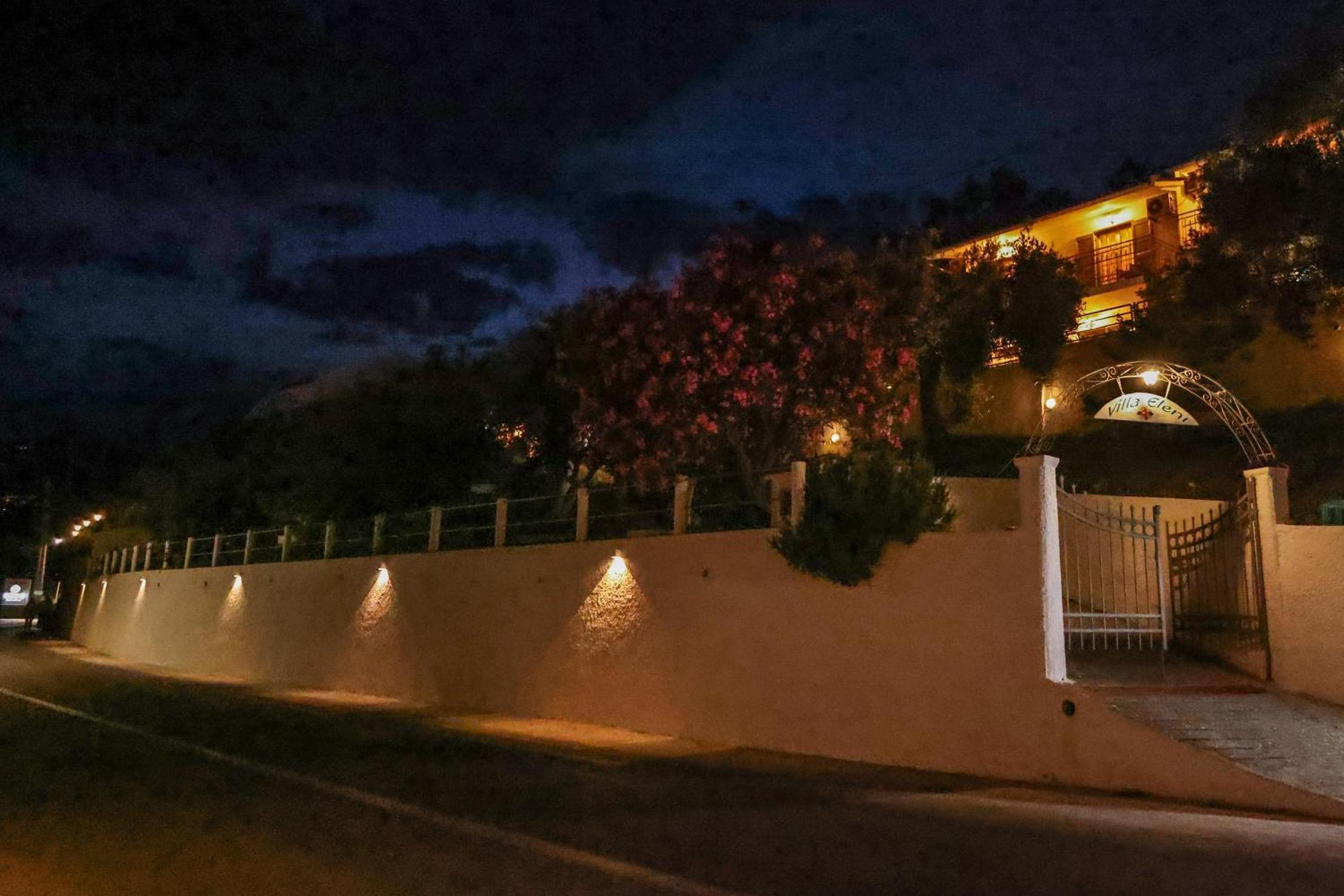 Studios Villa Eleni Platanias  ภายนอก รูปภาพ
