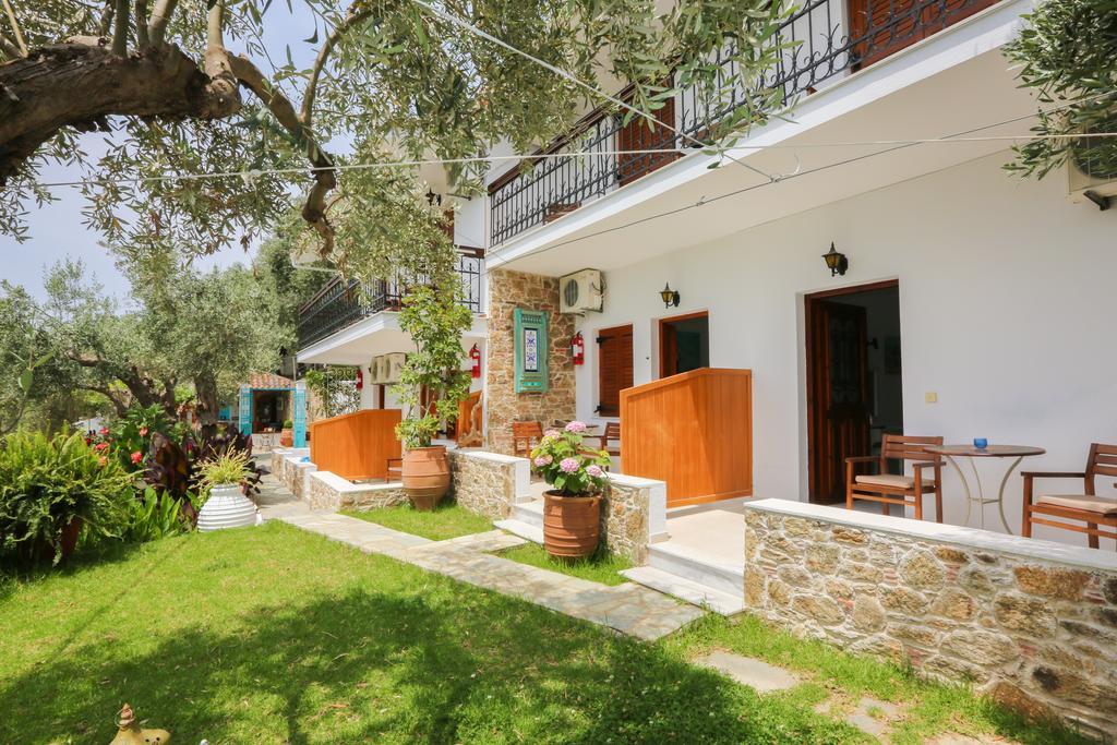Studios Villa Eleni Platanias  ภายนอก รูปภาพ